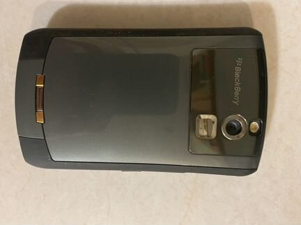 Телефон BlackBerry