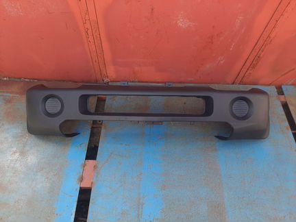 Бампер передний Suzuki Jimny III 98-05 год