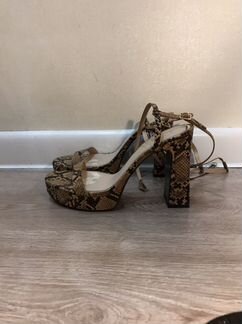 Босоножки zara