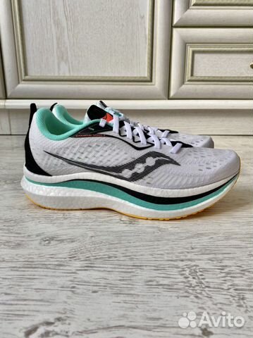 Новые Saucony Endorphin Speed 2, 39 EUR