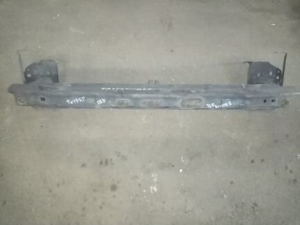 Усилитель бампера задний Volkswagen Touareg 3.2