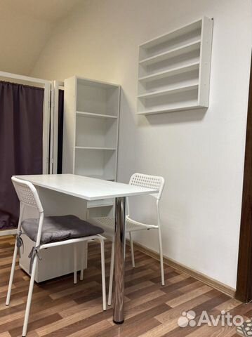 Аренда маникюрного стола