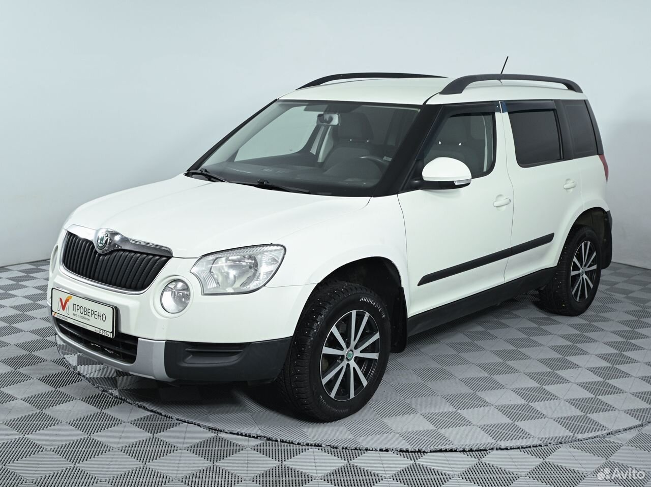 Шкода етти 2012 года. Лебедка на skoda yeti. Skoda yeti 2011. Шкода йети 1. Шкода йети белая фото.