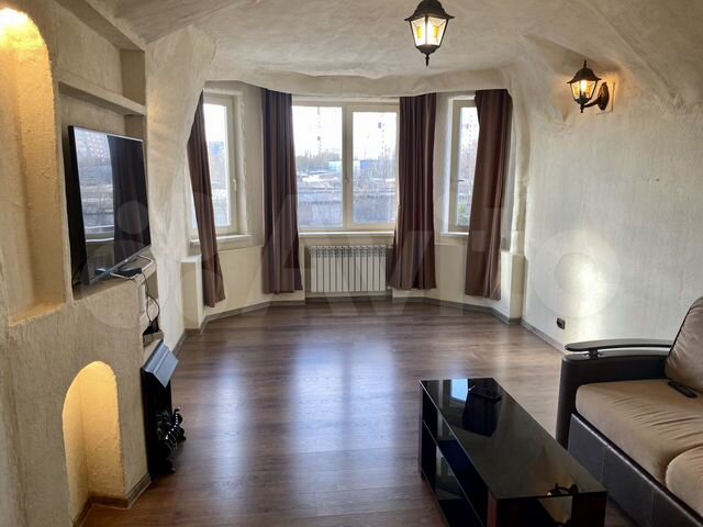 3-к. квартира, 90 м², 2/17 эт.