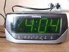 Часы с радио Elenberg CR-6604 объявление продам