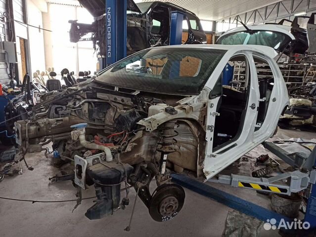 Volkswagen Golf 7 в разборе по запчастям