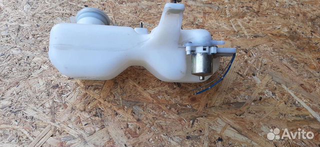 Бачок омывателя mazda 626 ge