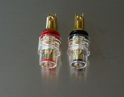 Акустический терминал Oyaide- SP1-P-GO Made Japan