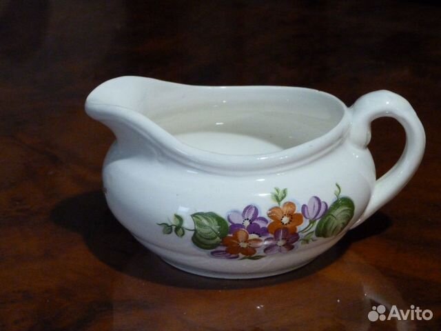 Соусник фарфор