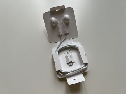 Наушники/гарнитура Apple EarPods Lightning