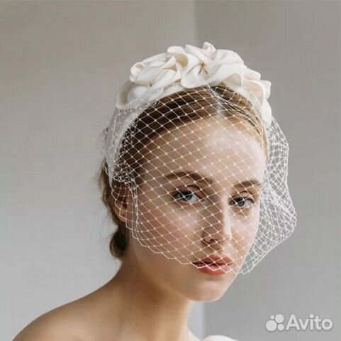 Ободок с вуалью белый