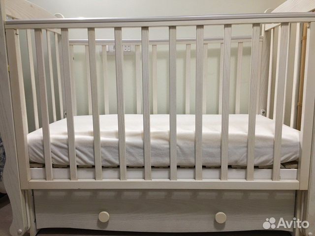 Детская кроватка «Елисей» С-717 с маятником