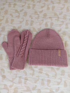 Комплект шапка и варежки