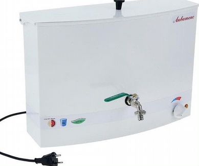 Водонагреватель настенный с краном Акватекс 30 лит