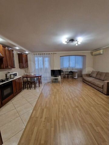 3-к. квартира, 80 м², 4/5 эт.