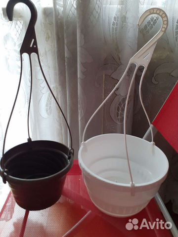 Кашпо подвесные, 2 новые и 2 б/у