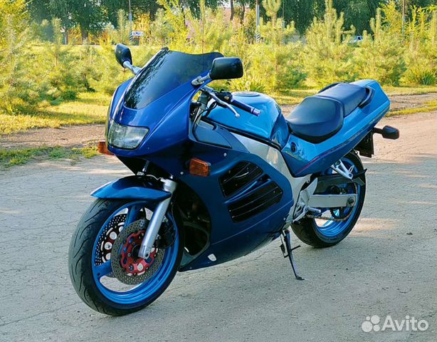 Suzuki rf 400 rv