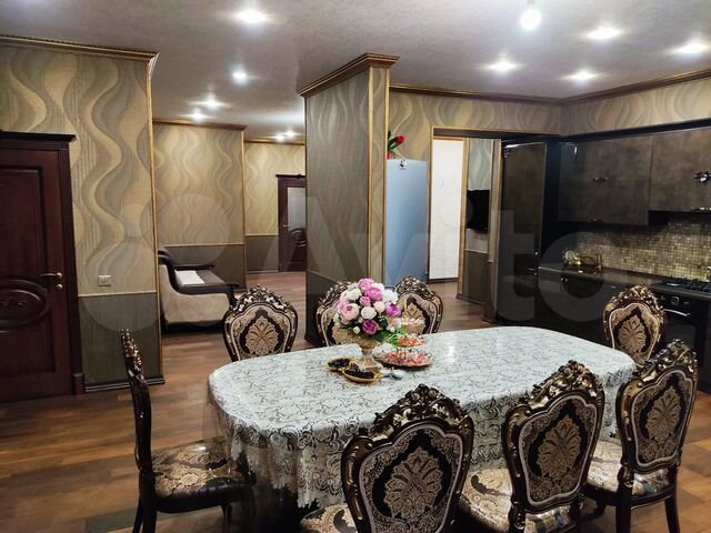 3-к. квартира, 120 м², 8/9 эт.