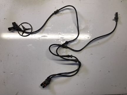 Датчик абс датчик колодок Мерседес w212