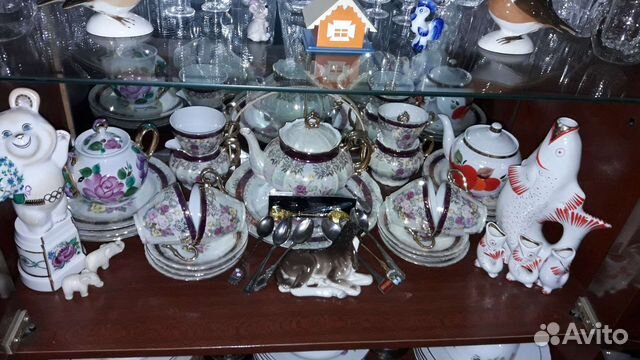 Чайный сервиз из фарфора