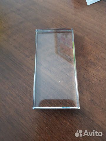 Для наращивания ресниц камень