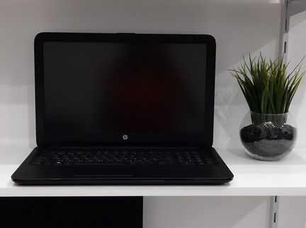 Ноутбук HP i5-5200 Radeon R5 M330 2GB