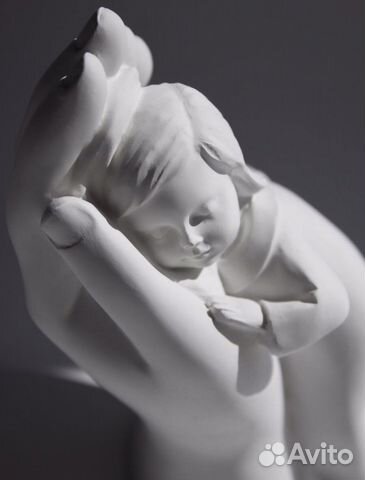 Подарок маме Статуэтка Рука матери