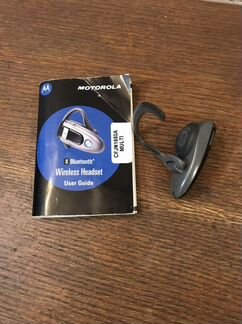 Блютуз гарнитура для телефона. В отличном состояни