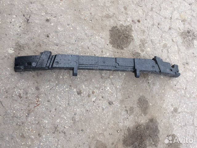 Абсорбер переднего бампера AUDi Q3