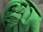 Женский свитер зеленый