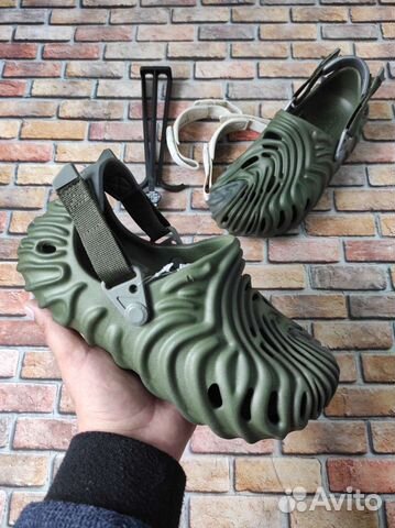 Новые кроксы Crocs x salehe bembury купить в Москве | Личные вещи | Авито