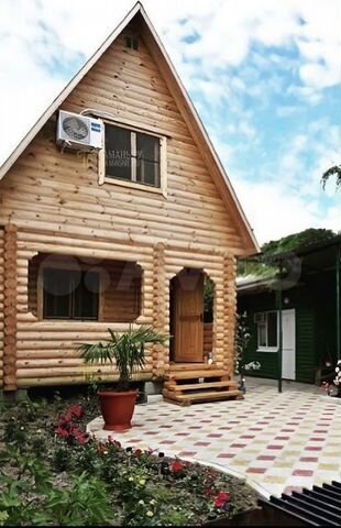 Коттедж 20 м² на участке 10 сот.