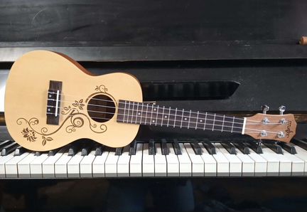 Уроки игры на гитаре, укулеле, фингерстайл