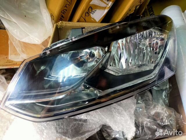Фара Volkswagen Polo