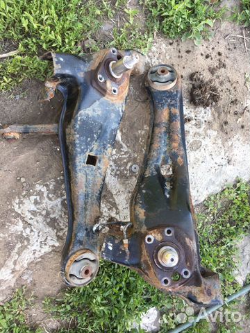 Рычаг задний lancer 9