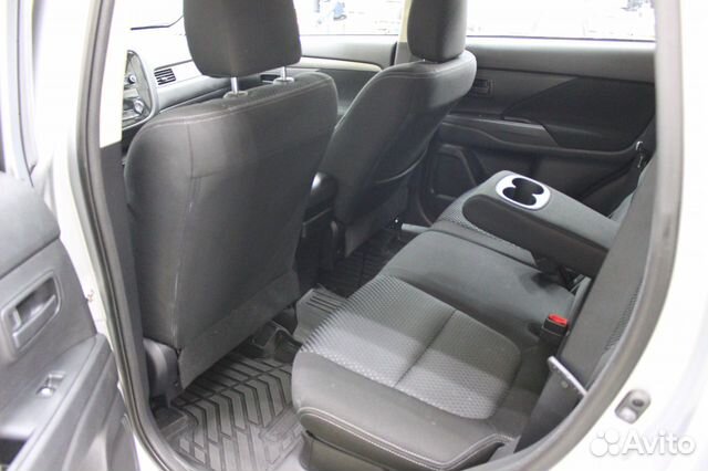 Mitsubishi Outlander 2.0 CVT, 111 000 км