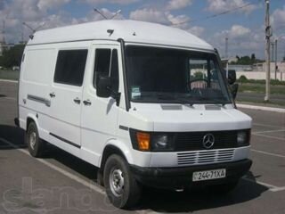 Mercedes Benz Sprinter 208