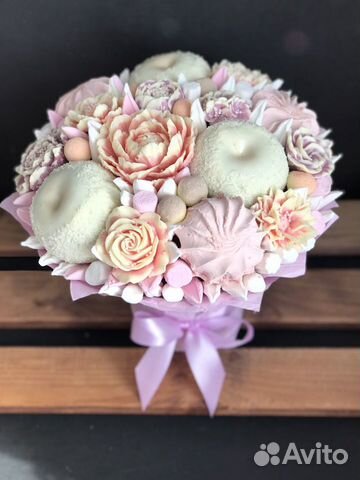 Съедобный букет из сладких цветов зефира