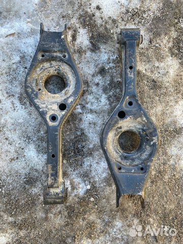 Рычаг задний подпружинный Kia Sportage 3