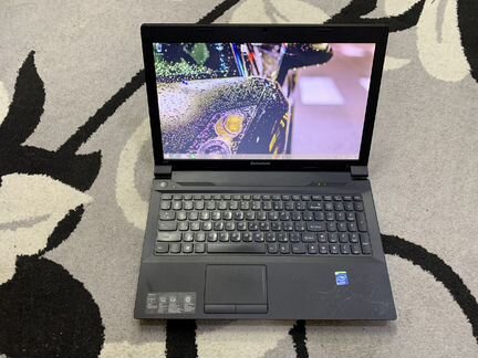 Lenovo B590