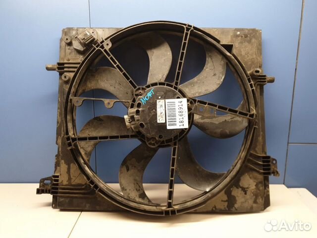 Диффузор радиатора в сборе с мотором и крыльчаткой