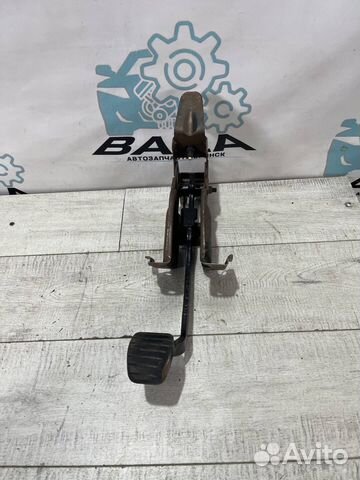 Педаль сцепления Renault Logan 2