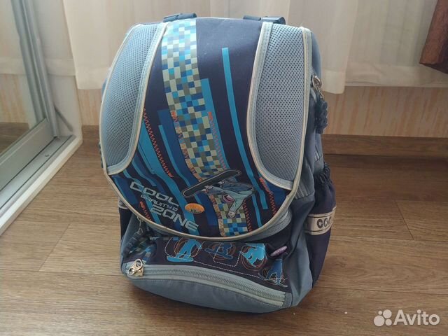 Школьный рюкзак