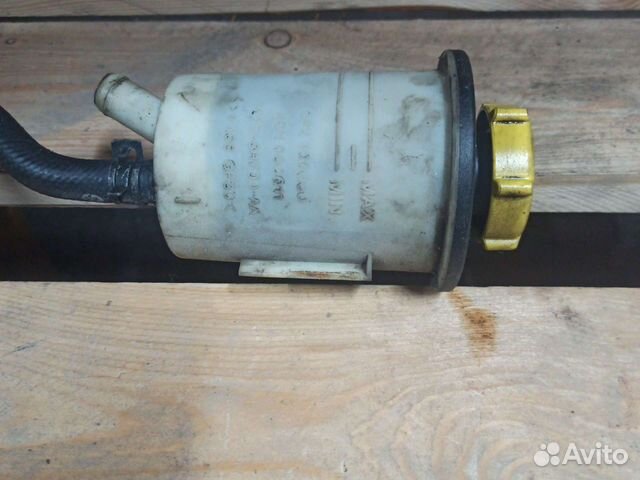 Бачок гур Range Rover Sport