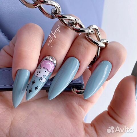 Мастер маникюра и педикюра