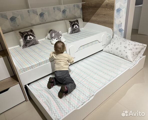 Двухъярусная кровать детская