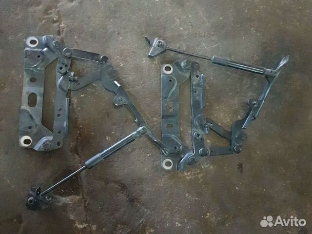 Петля капота бмв f01