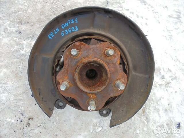 Ступица задняя левая Nissan Xtrail TNT31