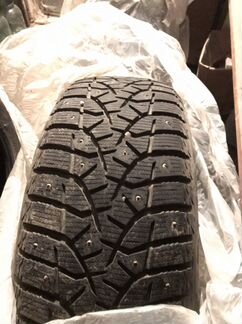 Bridgestone Blizzak Spike-02 SUV 225/55 R18 98