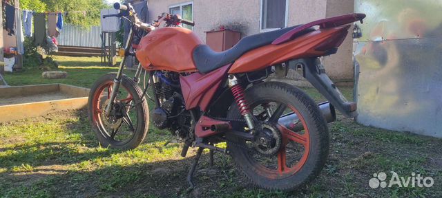 Сузуки 200 кубов